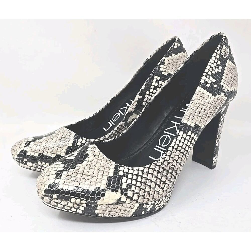 Calvin Klein Premda Block Heel Womens 8.5 Black White Reptile Embossed Leather